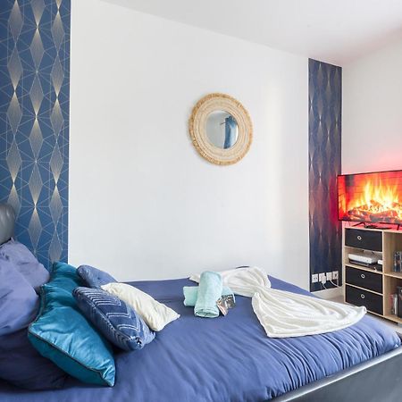 Appartement Moderne, Proche Porte De Versailles Et Gare De Clamart Malakoff Exteriör bild
